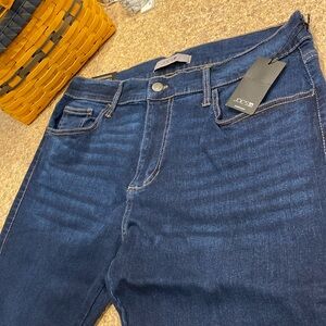 NWT Joe’s Jeans The Brixton Straight + Narrow Size 34 SEE ROUGH MEASUREMENTS